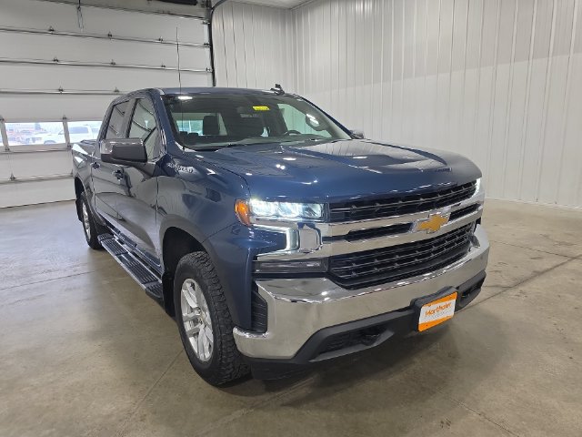 Used 2019 Chevrolet Silverado 1500 LT w/ All-Star Edition AWD/4WD image 2