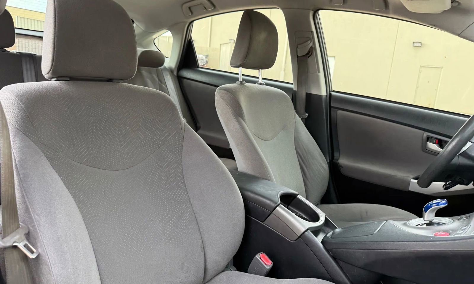 Used 2015 Toyota Prius Two FWD image 17