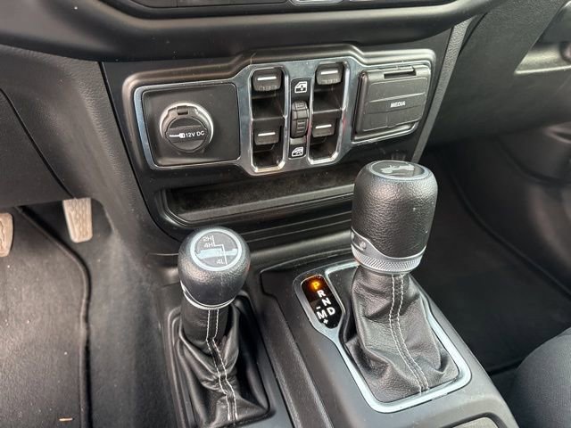 Used 2022 Jeep Wrangler Unlimited Sahara w/ LED Lighting Group image 12