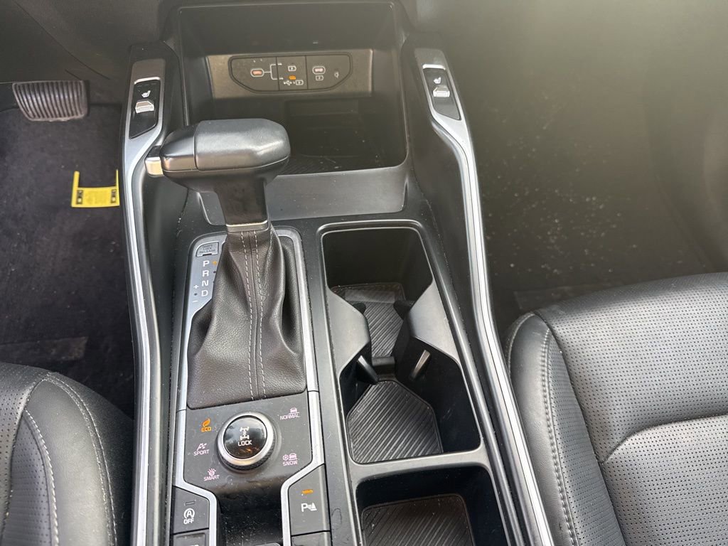 Used 2024 Kia Sorento S image 18