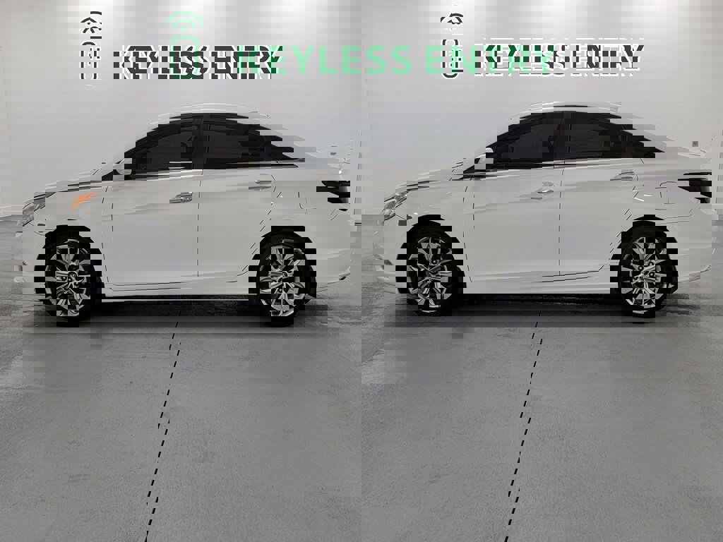 Used 2012 Hyundai Sonata SE w/ Navigation & Sunroof Pkg image 4