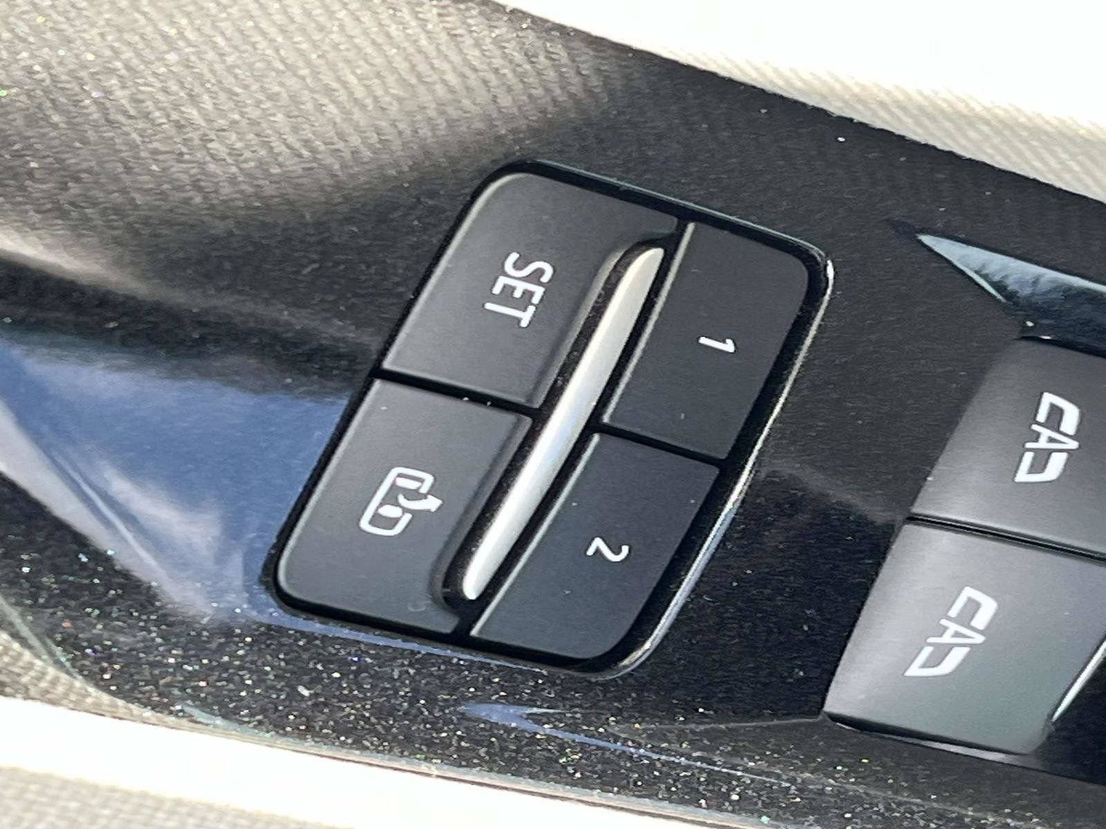 Used 2022 Cadillac Escalade ESV Sport Platinum image 22