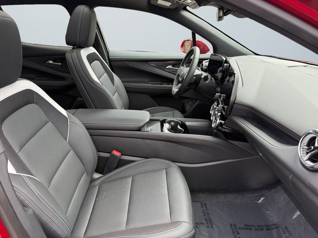 Used 2024 Chevrolet Blazer EV LT image 15