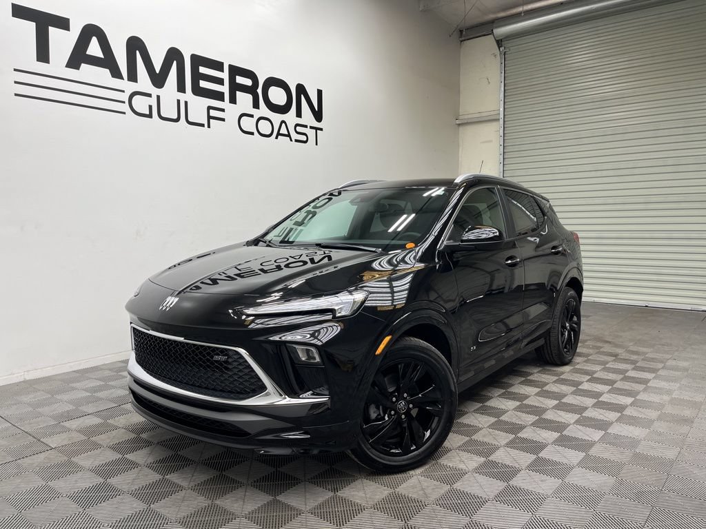 New 2026 Buick Encore GX Sport Touring FWD image 1