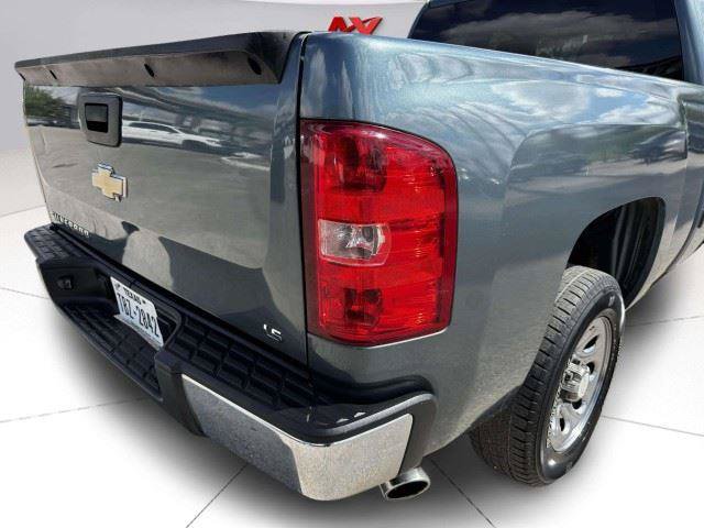 Used 2009 Chevrolet Silverado 1500 LS RWD image 16