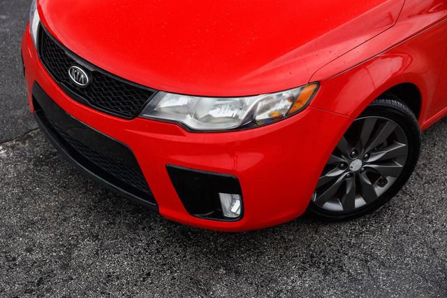 Used 2011 Kia Forte Koup SX FWD image 28