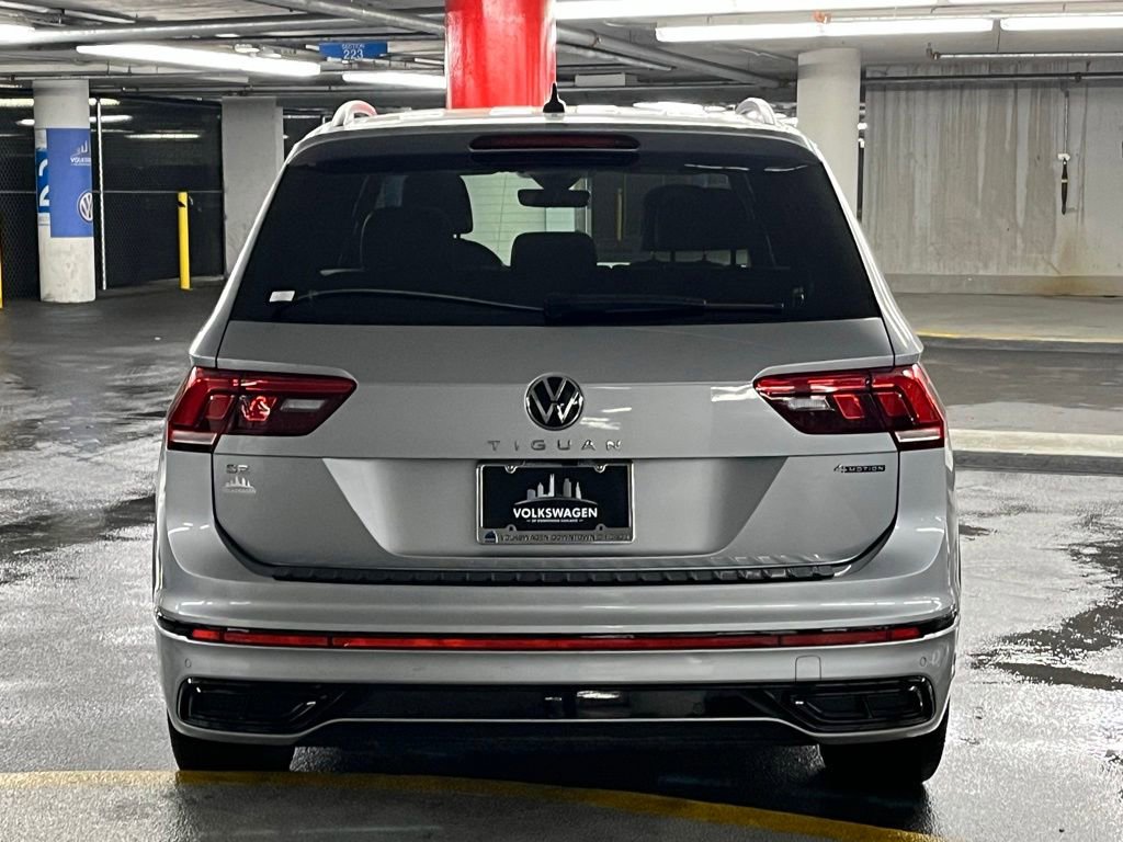 Used 2023 Volkswagen Tiguan SE R-Line AWD/4WD image 34