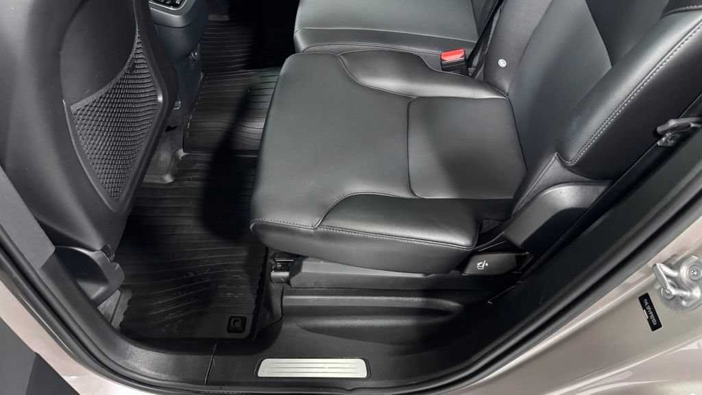 Certified 2023 Volvo XC90 B5 Core w/ Climate Package AWD/4WD image 21