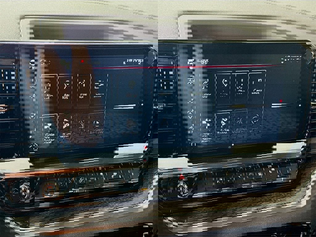 New 2026 GMC Sierra 1500 Elevation image 10