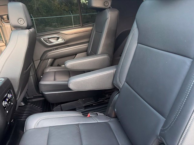 Used 2024 Chevrolet Tahoe Z71 w/ Luxury Package AWD/4WD image 9