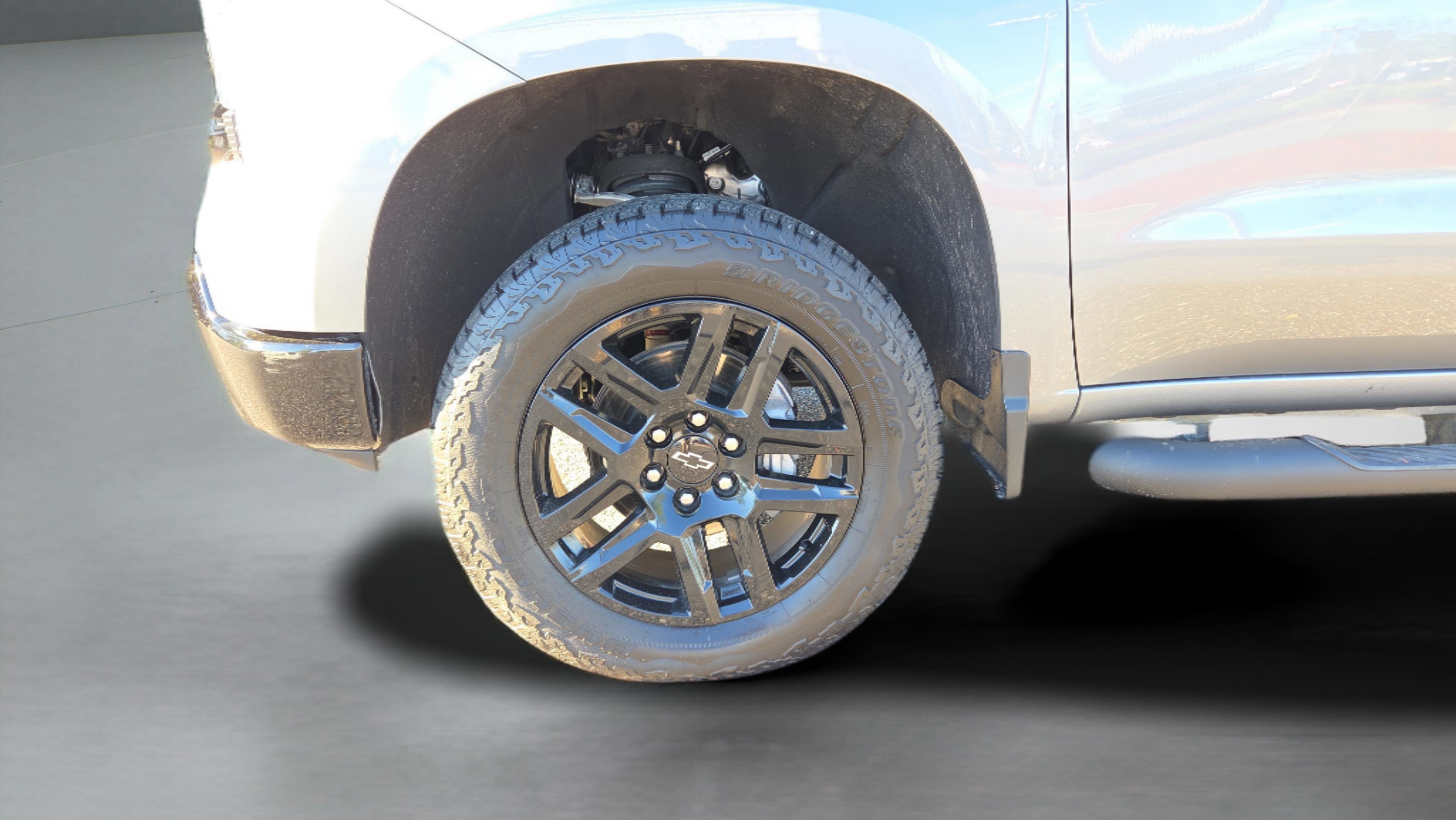 Used 2026 Chevrolet Silverado 1500 LT Trail Boss w/ Safety Package image 9