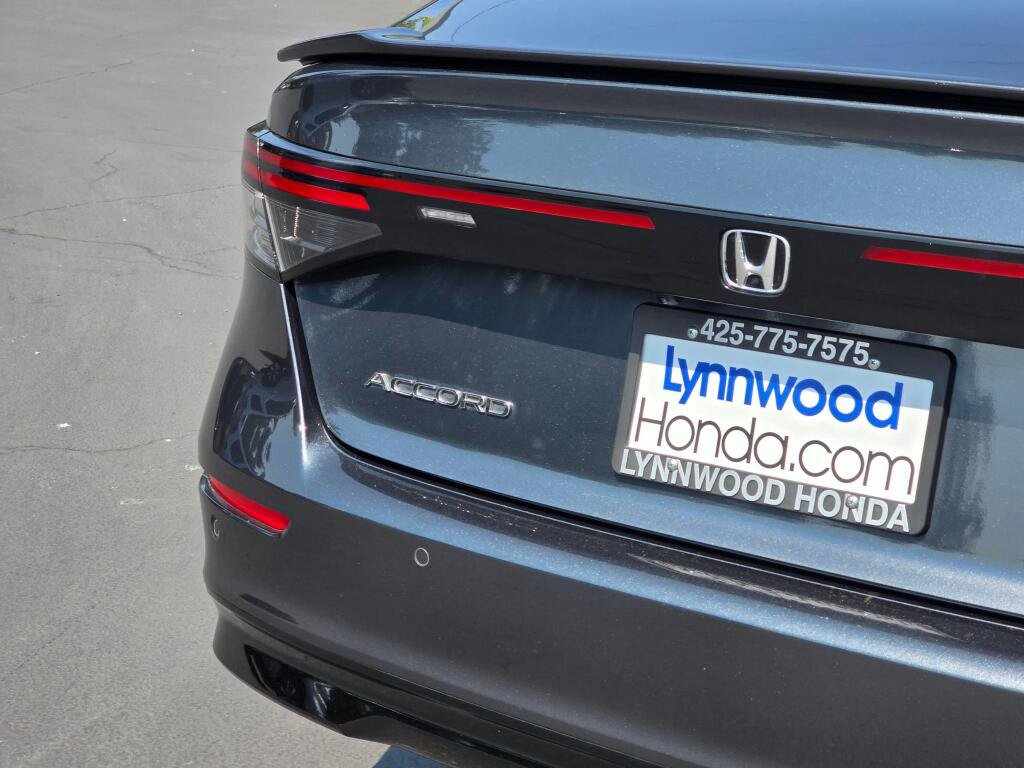 Used 2023 Honda Accord EX-L image 12