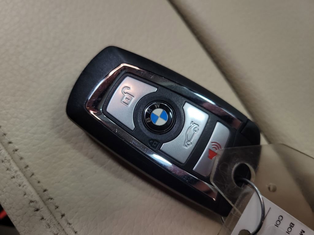 Used 2014 BMW 535i xDrive Sedan image 18