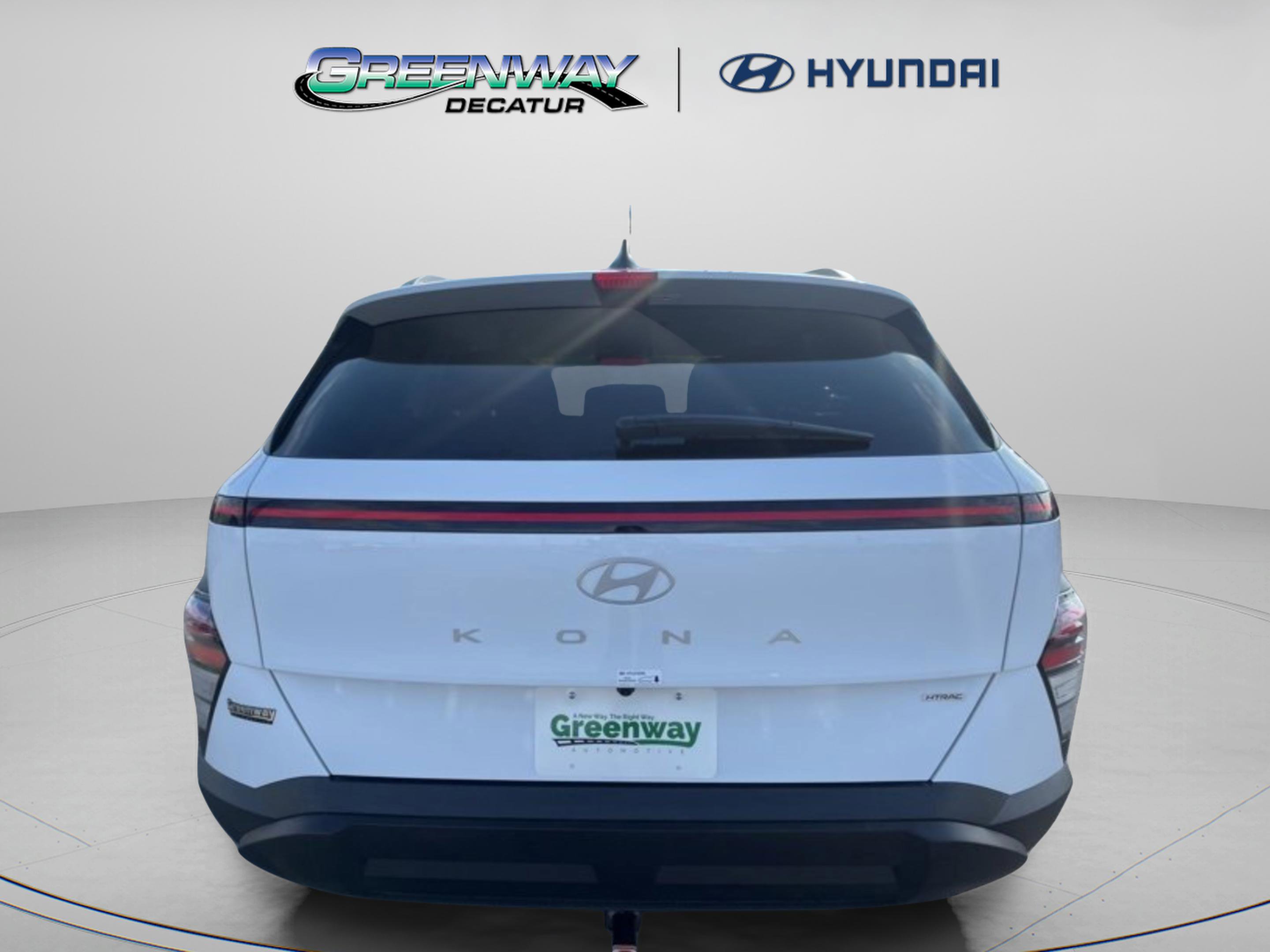 Certified 2025 Hyundai Kona SEL AWD/4WD image 6