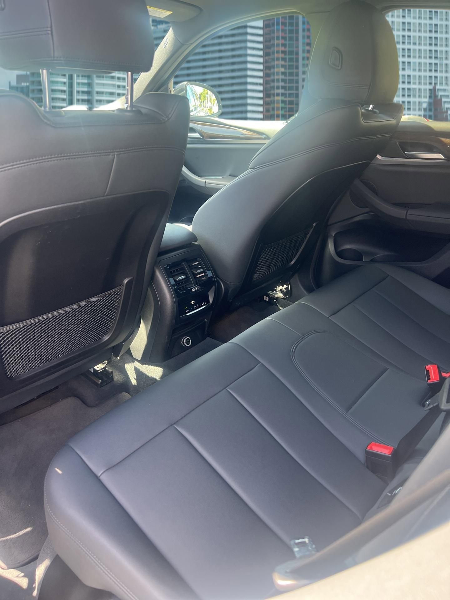 Used 2019 BMW X4 xDrive30i w/ Driving Assistance Package image 16