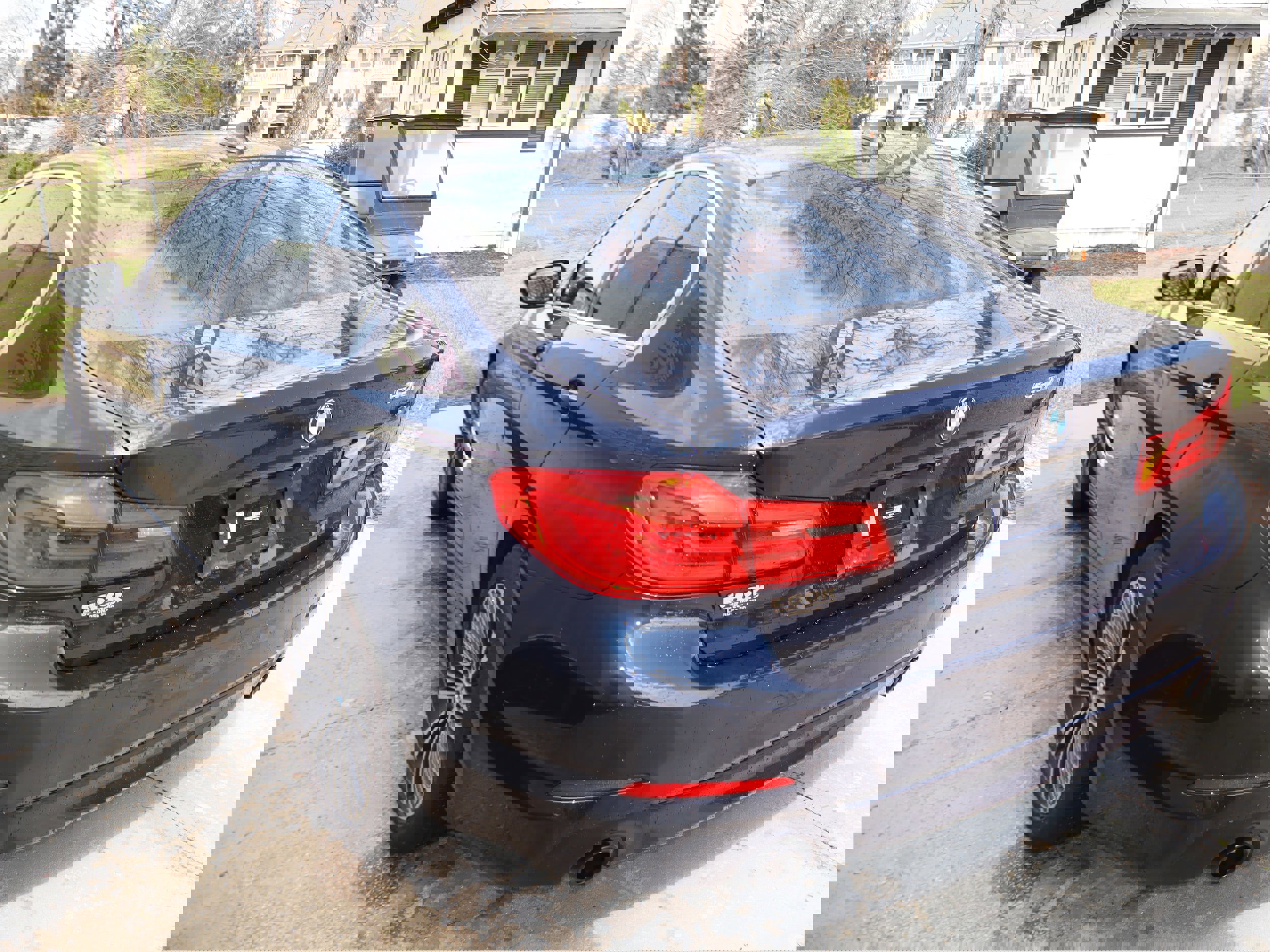 Used 2019 BMW 530i w/ Convenience Package image 10