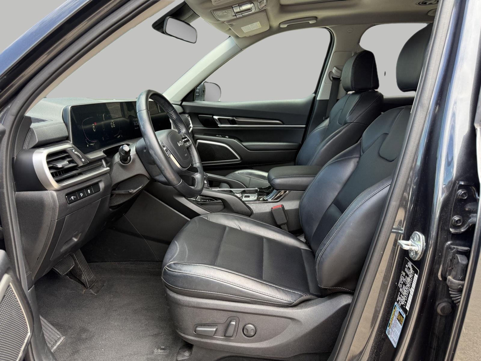 Used 2023 Kia Telluride S w/ S Sunroof Package AWD/4WD image 23