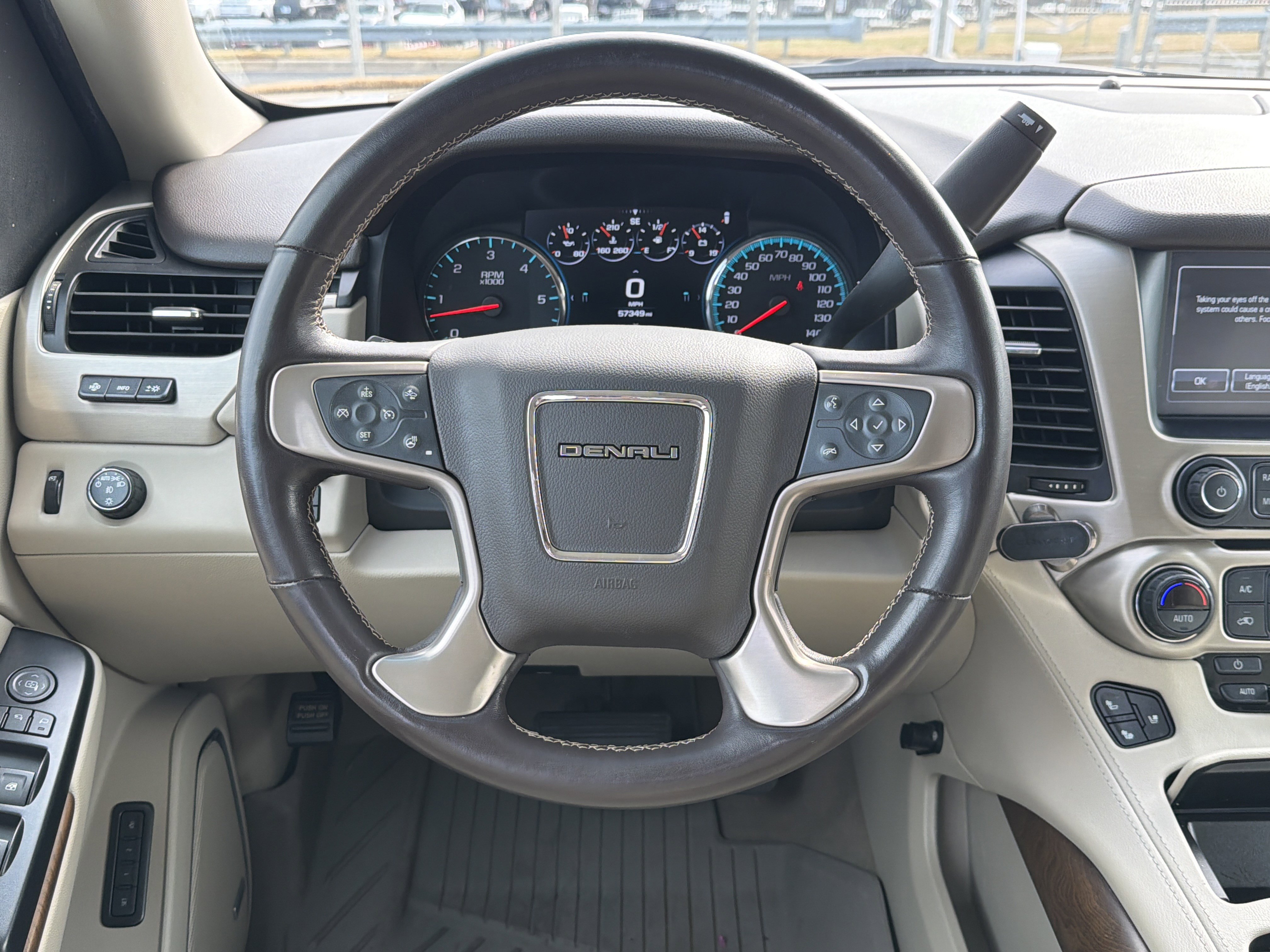 Used 2019 GMC Yukon Denali w/ Denali Ultimate Package image 18