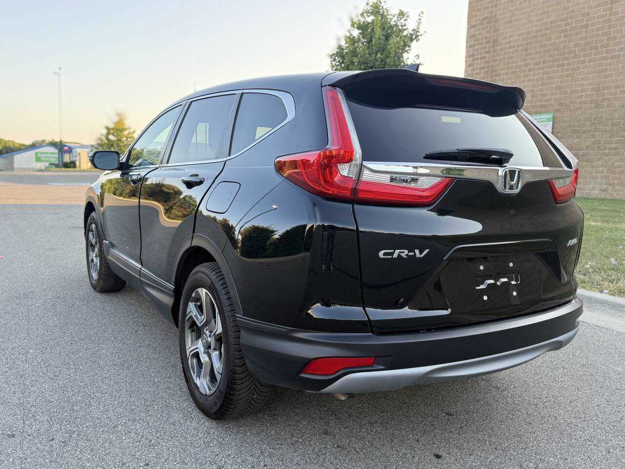 Used 2019 Honda CR-V EX-L image 3