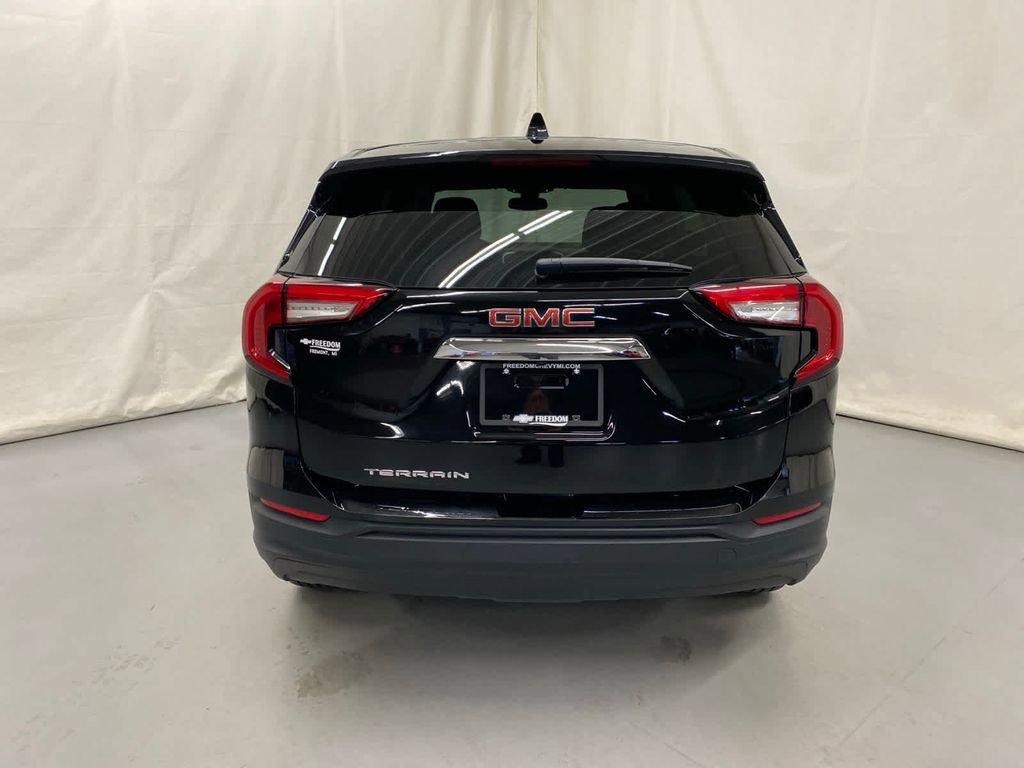 Certified 2023 GMC Terrain SLE image 7
