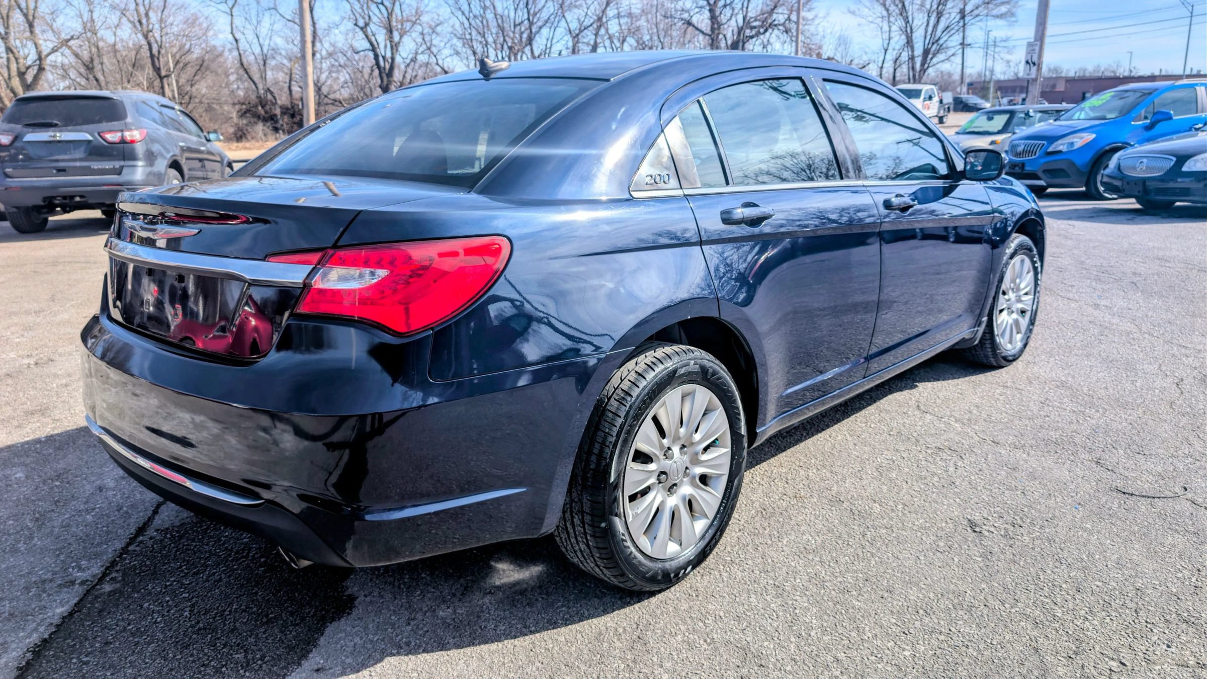 Used 2014 Chrysler 200 LX FWD image 8