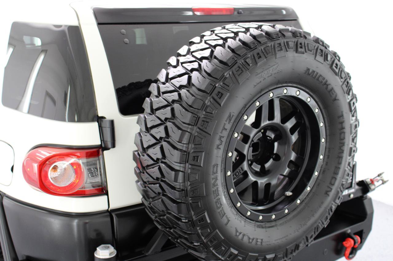 Used 2014 Toyota FJ Cruiser 4WD w/ Upgrade Package image 20