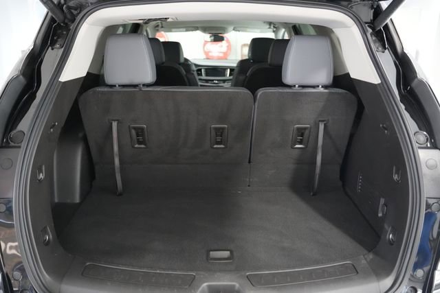 Used 2021 Buick Enclave Essence AWD/4WD image 9