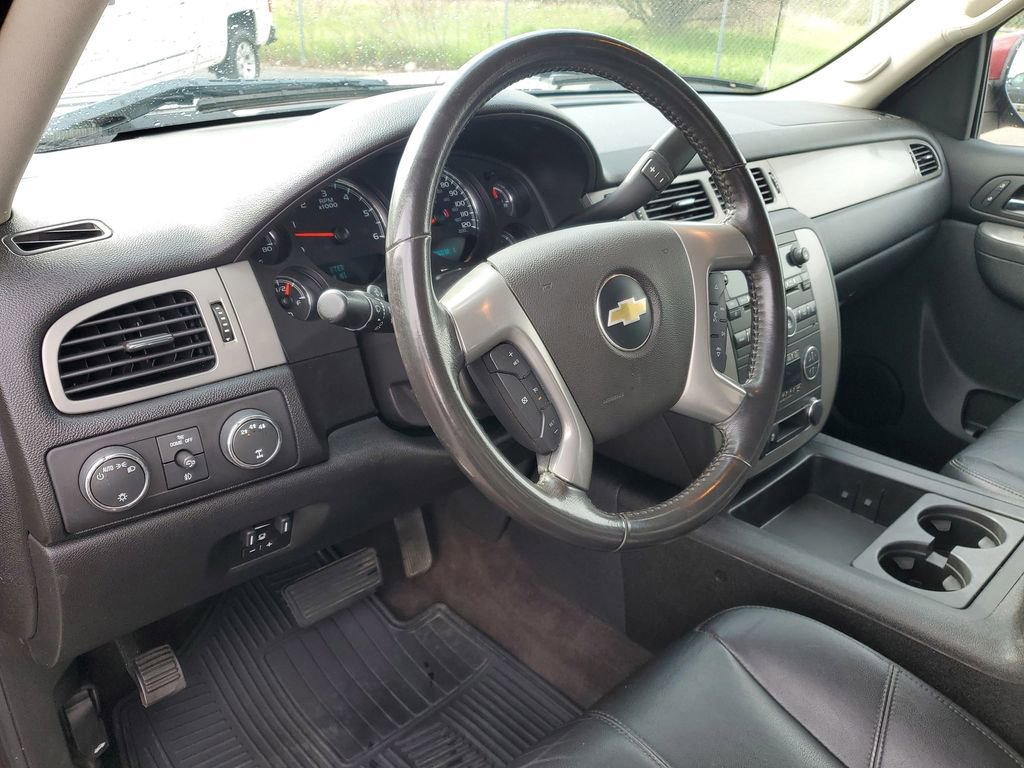Used 2013 Chevrolet Silverado 2500 LTZ AWD/4WD image 8