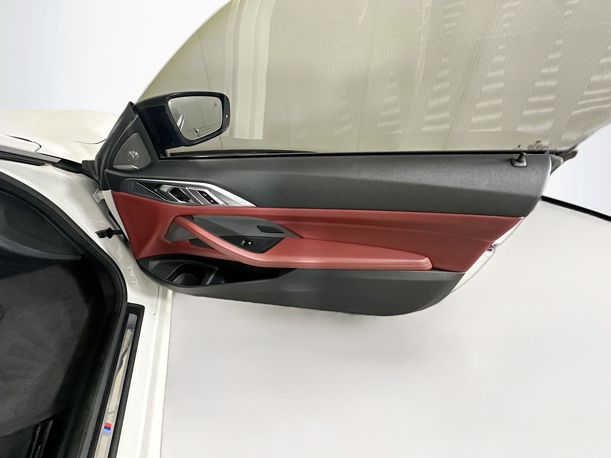 Used 2022 BMW 430i Coupe w/ M Sport Package RWD image 30