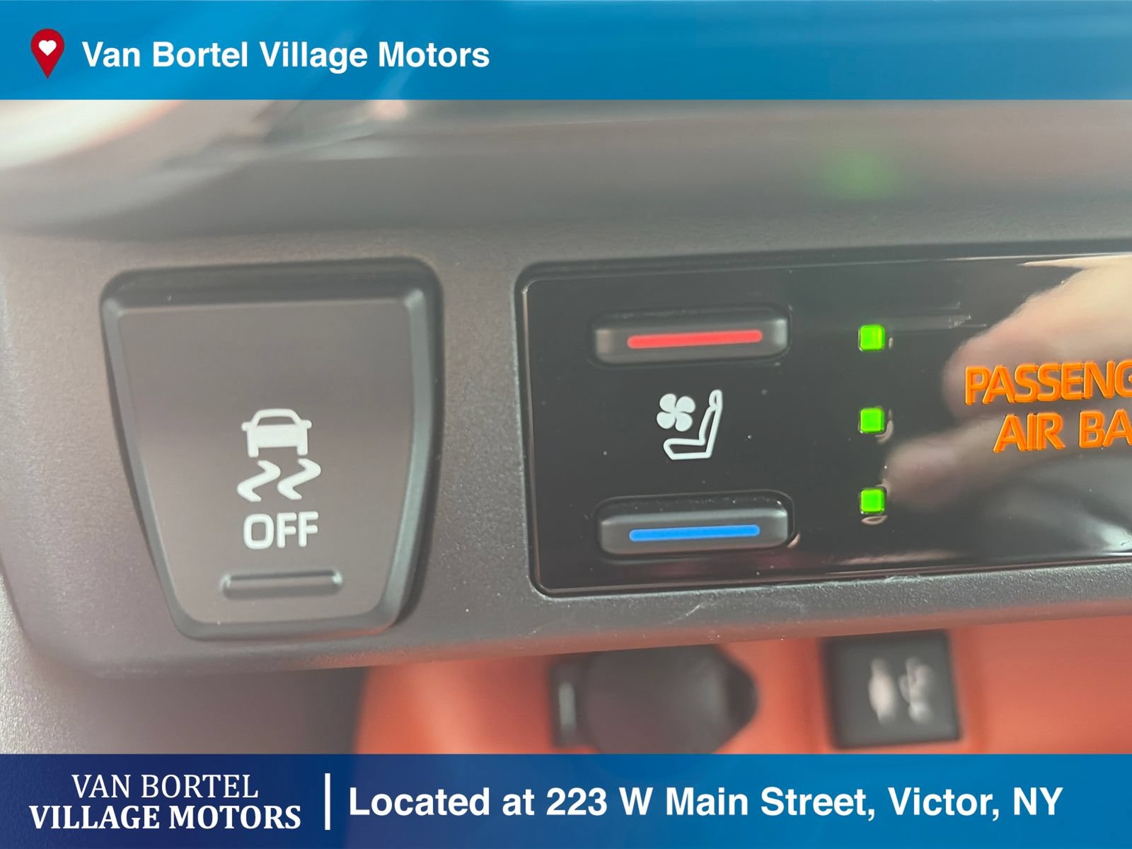 Used 2019 Toyota RAV4 Adventure w/ Cold Weather Package AWD/4WD image 22