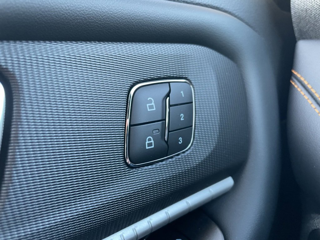 New 2026 Ford Explorer Tremor w/ Tremor Convenience Package image 29