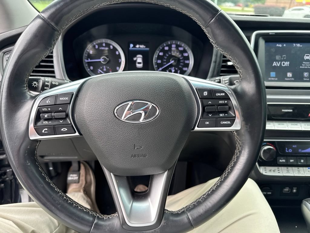 Used 2018 Hyundai Sonata Limited w/ Cargo Package FWD image 15