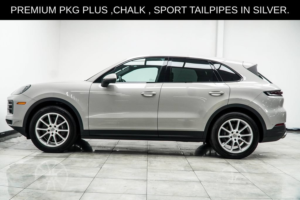 Used 2024 Porsche Cayenne w/ Premium Package Plus (PFM) AWD/4WD image 12