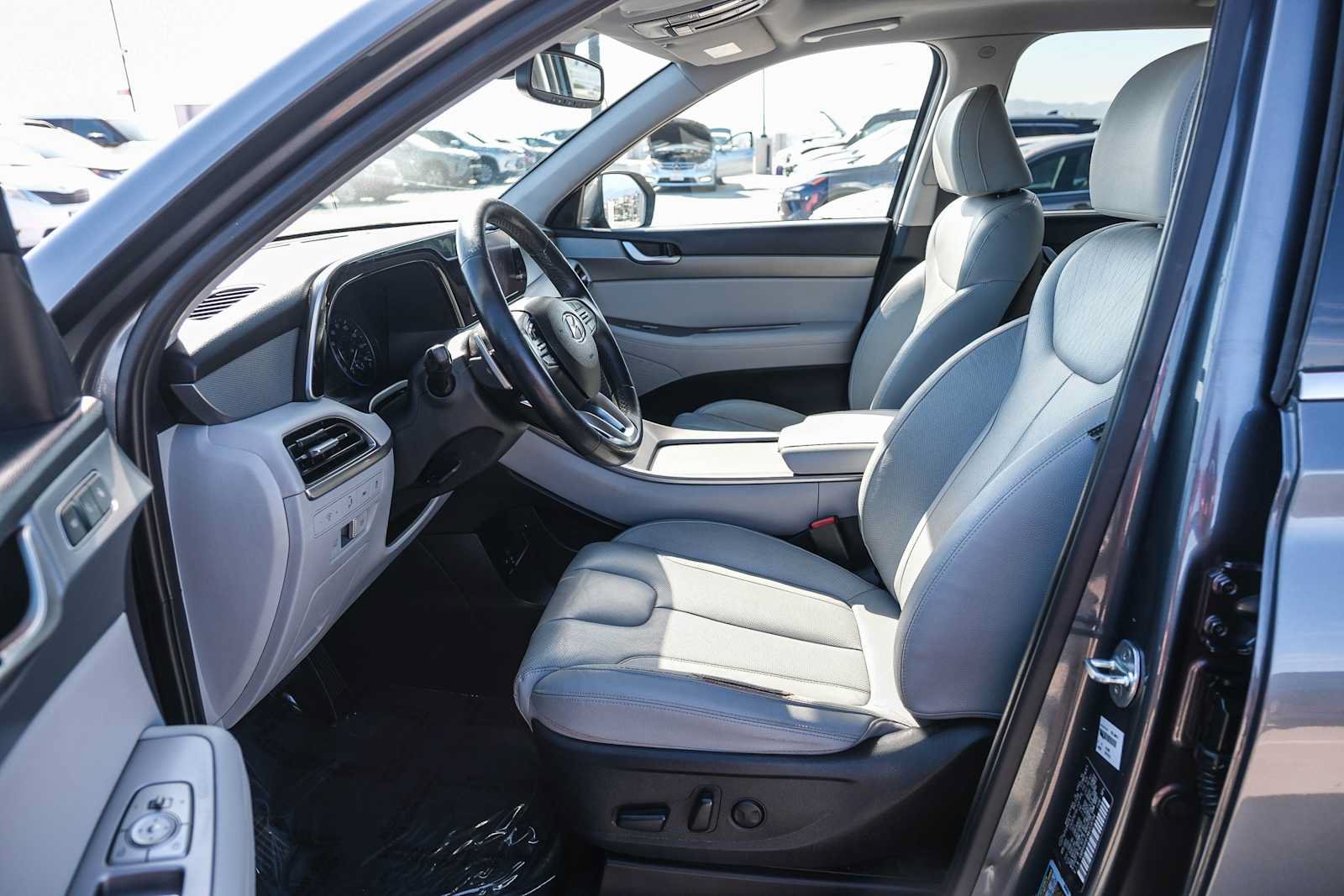 Used 2021 Hyundai Palisade SEL w/ Premium Package FWD image 21