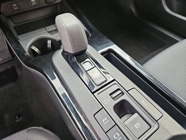 Used 2024 Toyota Prius LE image 15