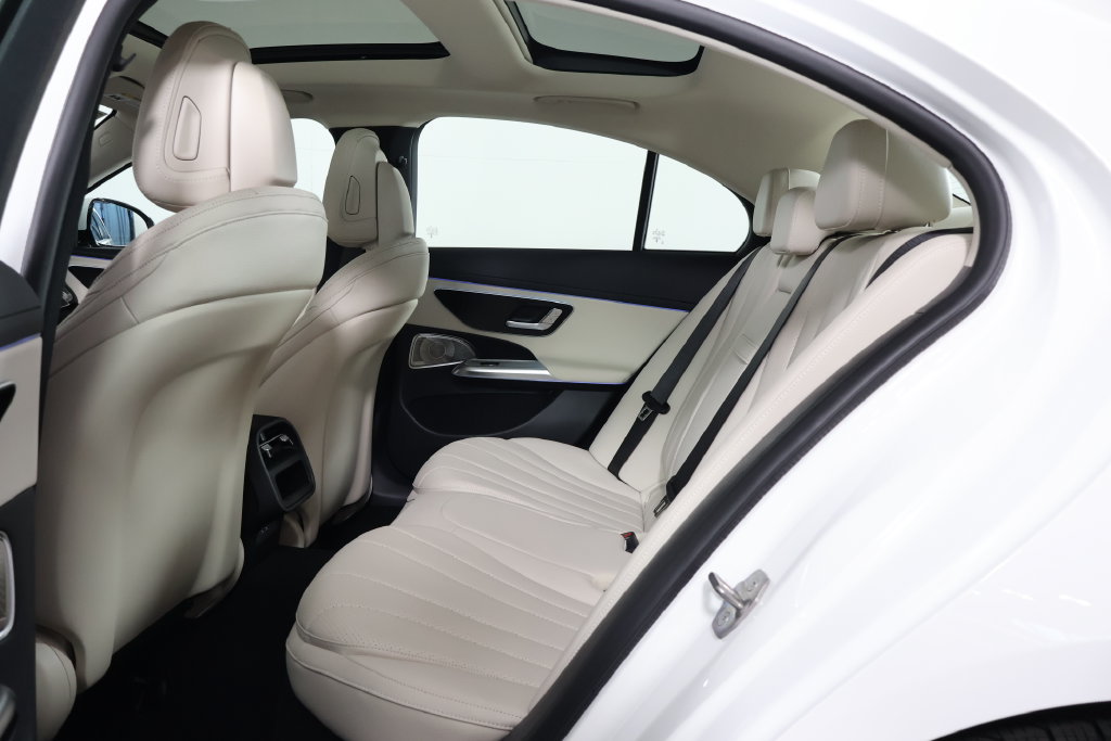 New 2027 Mercedes-Benz E 350 Sedan image 6