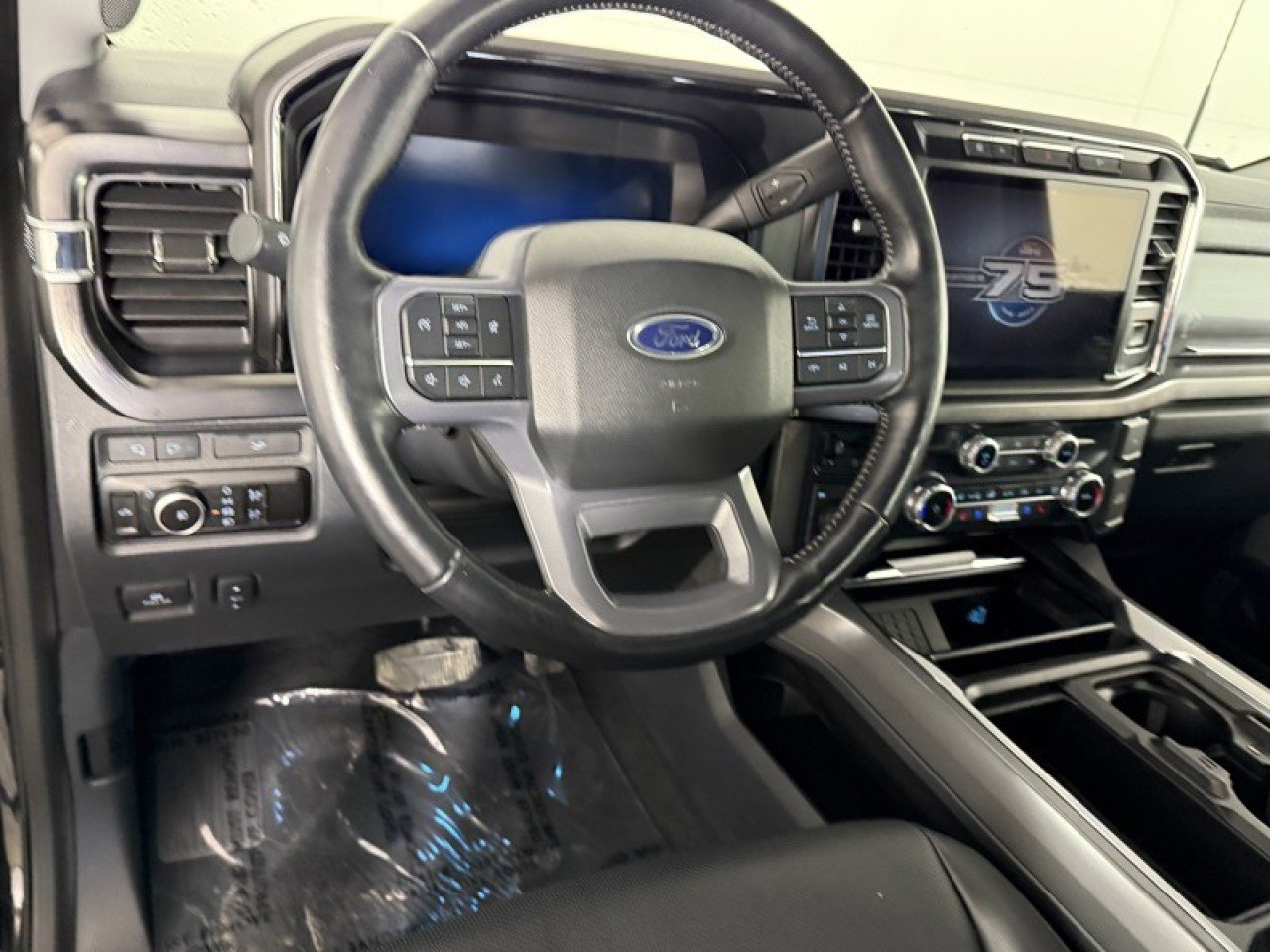 Used 2023 Ford F250 Lariat AWD/4WD image 12