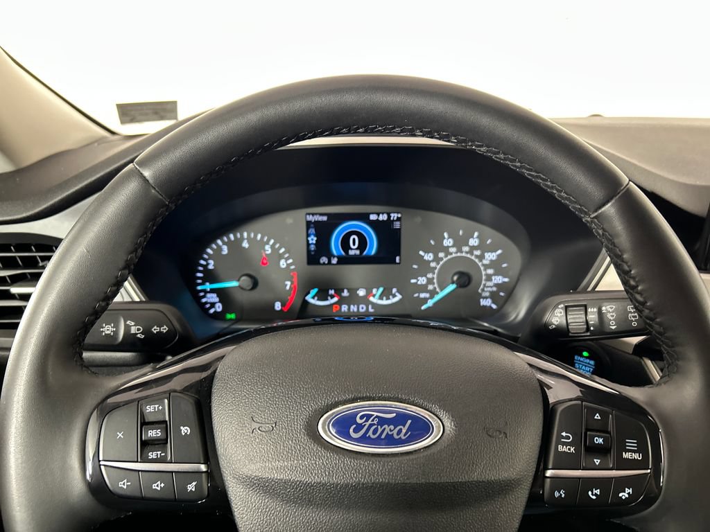 Used 2021 Ford Escape SE w/ SE Sport Appearance Package AWD/4WD image 13