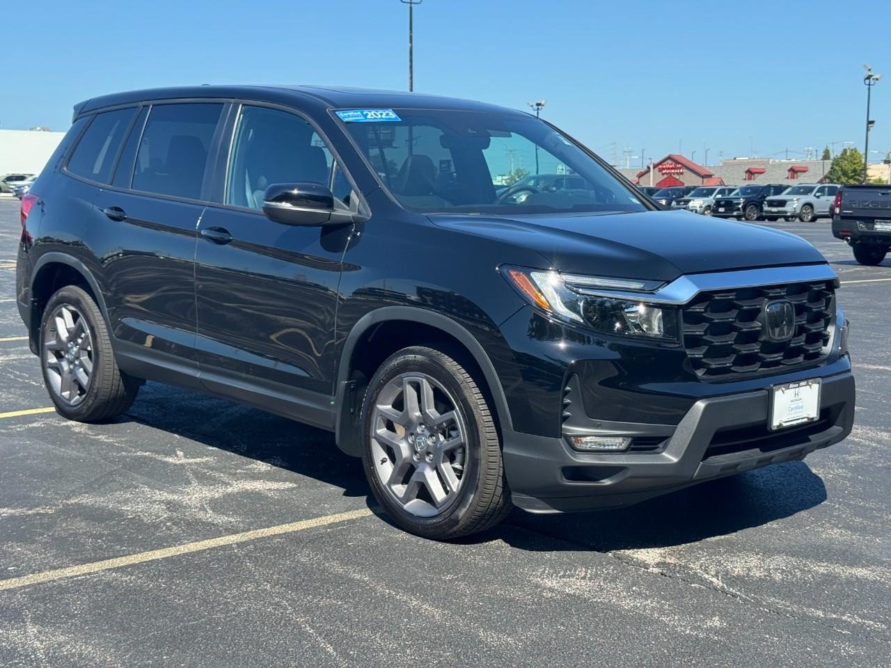 Used 2023 Honda Passport EX-L image 2