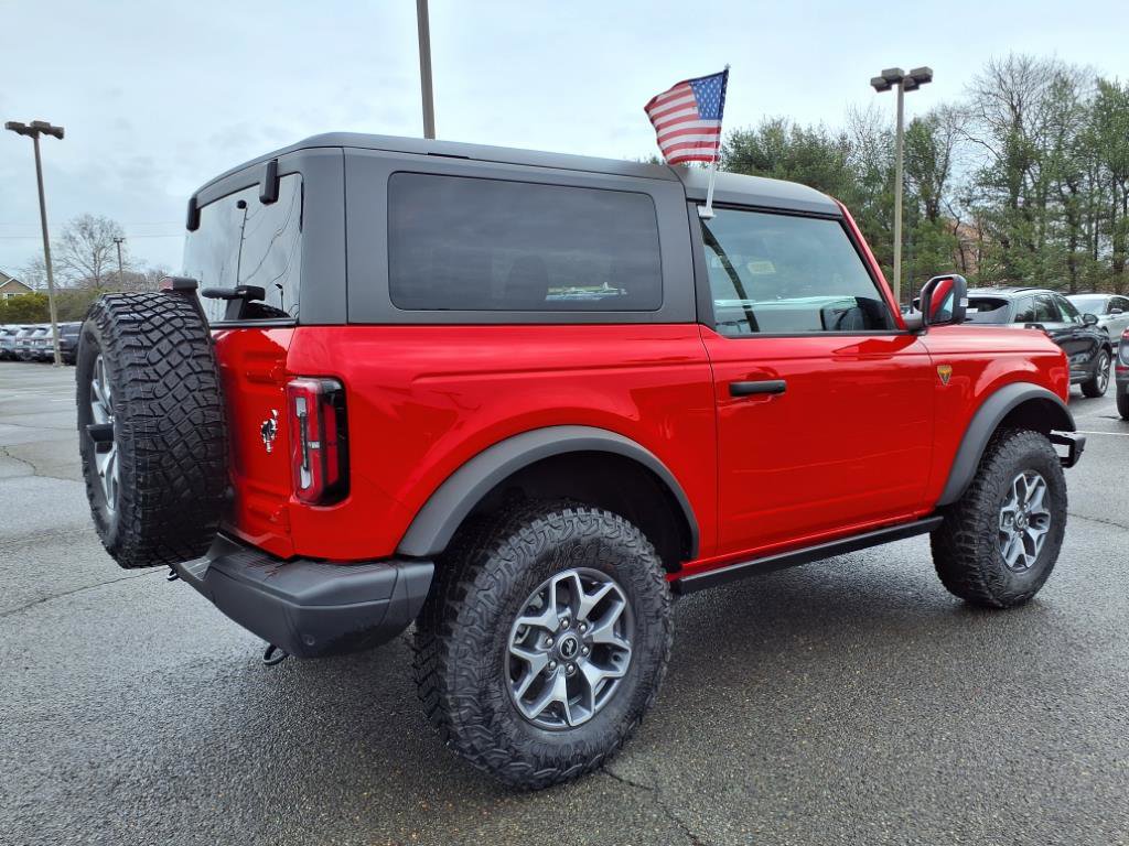 Certified 2024 Ford Bronco Badlands image 6