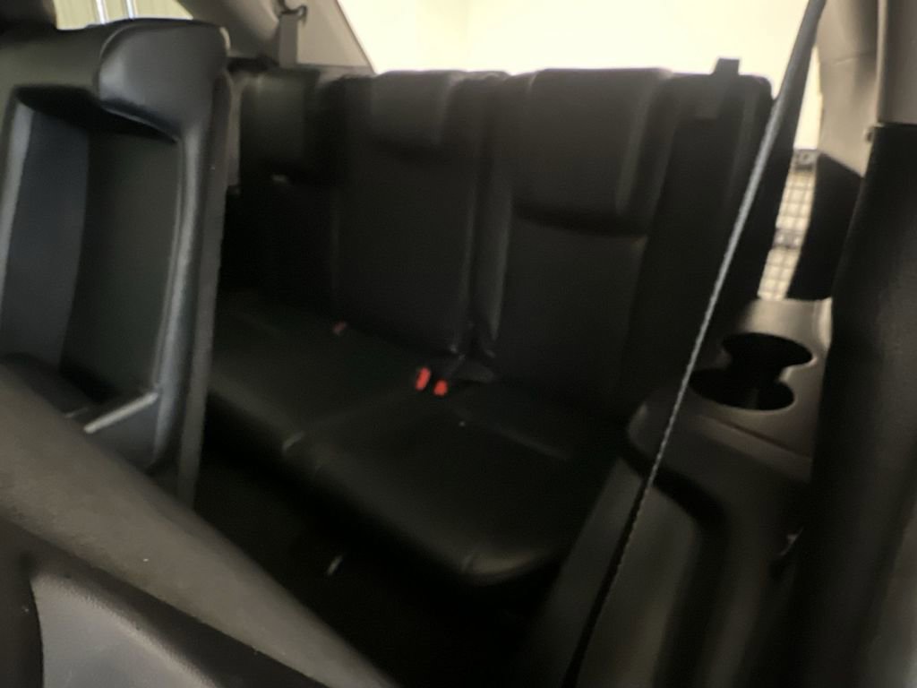 Used 2019 Toyota Highlander XLE image 24