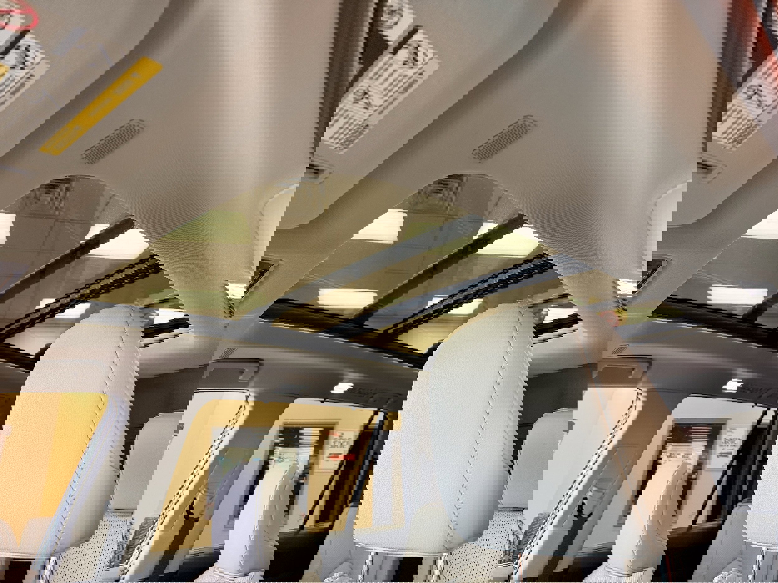 Used 2025 Toyota Grand Highlander AWD image 6