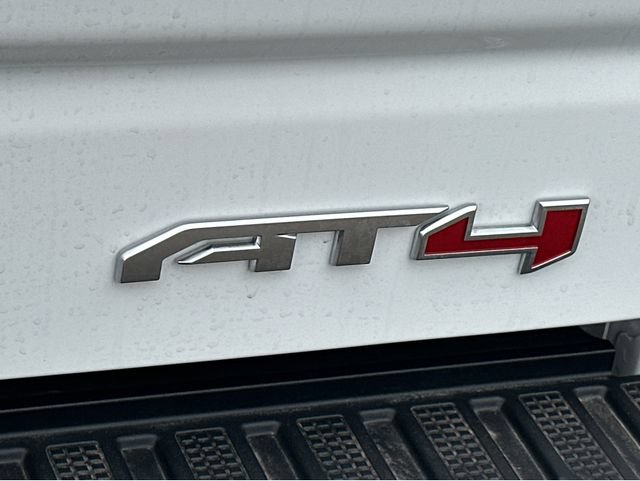 New 2026 GMC Sierra 1500 AT4 w/ AT4 Premium Package AWD/4WD image 13