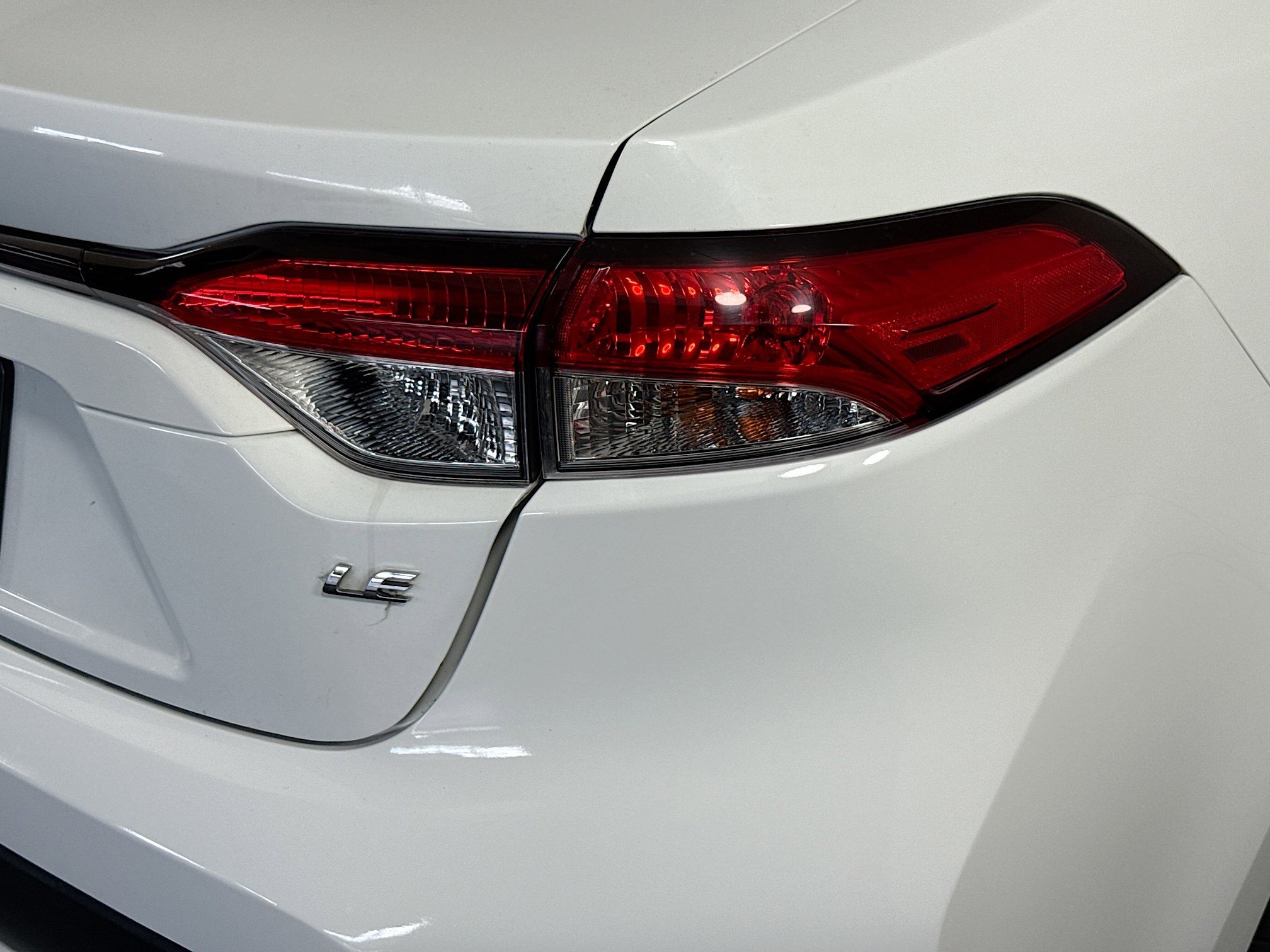 Used 2021 Toyota Corolla LE image 33