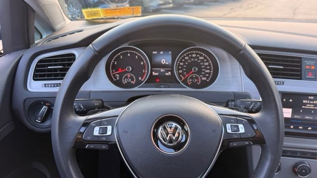 Used 2017 Volkswagen Golf Wolfsburg Edition FWD image 14