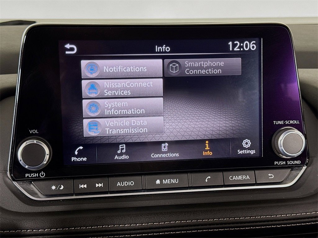 Used 2024 Nissan Rogue SV image 41