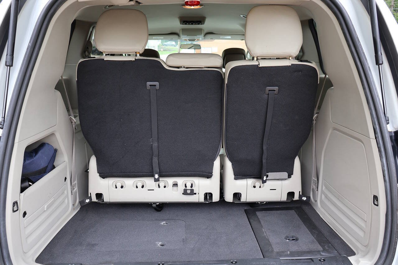 Used 2017 Dodge Grand Caravan SE w/ Power Window Group FWD image 15