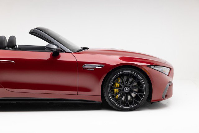 Used 2022 Mercedes-Benz SL 63 AMG 4MATIC image 31