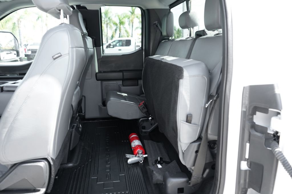 Used 2024 Ford F250 XL w/ XL Chrome Package image 20