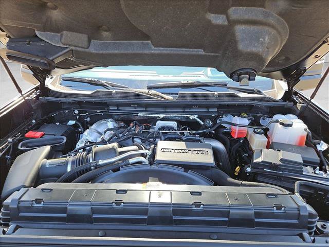 New 2026 Chevrolet Silverado 2500 ZR2 AWD/4WD image 17